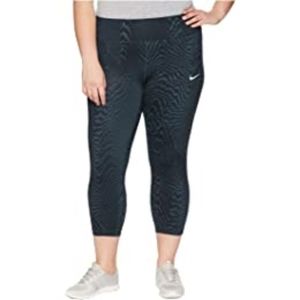 Nike Power Essential Crop Legging Plus Size (1X) Green and Black Jungle Print